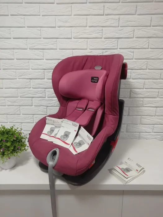 Автокрісло Britax Romer King II LS Black Series Wine Rose (рожевий)